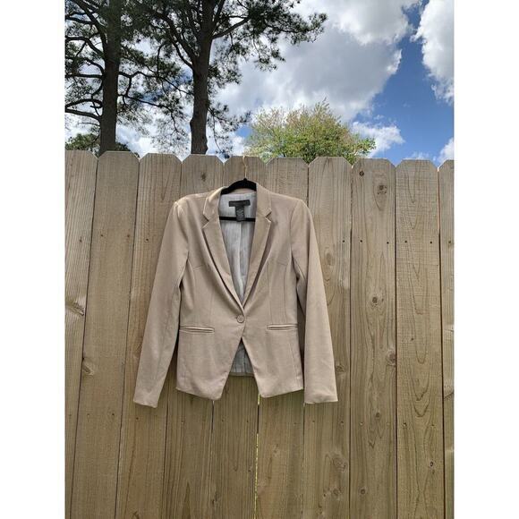 Suzy Shier Womens Suit Jacket Blazer Beige Long Sleeve Small Petite Work - Picture 2 of 7
